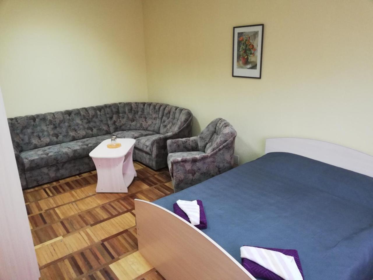 Rooms For Rent On Vokzal Brest Exterior foto